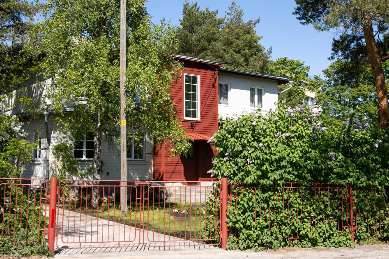 Lovely Nest In Nomme Tallinn Bagian luar foto